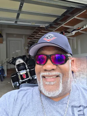 Flexfit Cotton Blend - Relaxing after a ride