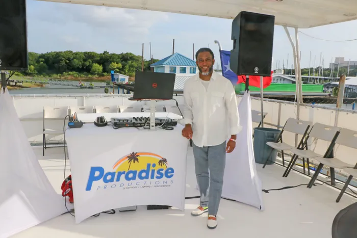 CustomPatchFactory.Com