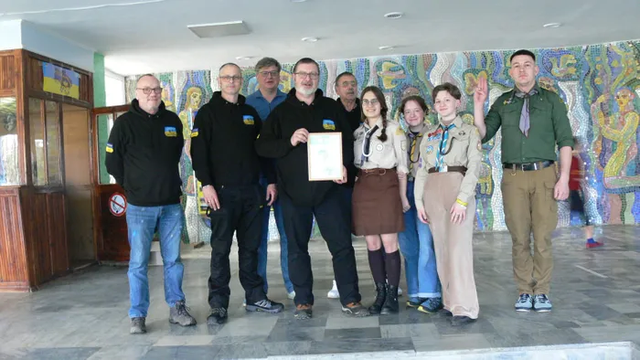 CustomPatchFactory.Com