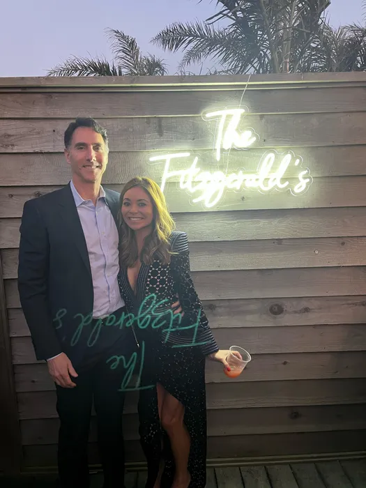 CustomPatchFactory.Com - Custom Neon Sign