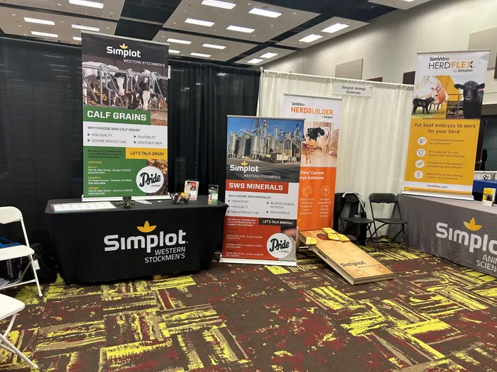 CustomPatchFactory.Com - Custom Rectangle Table Covers