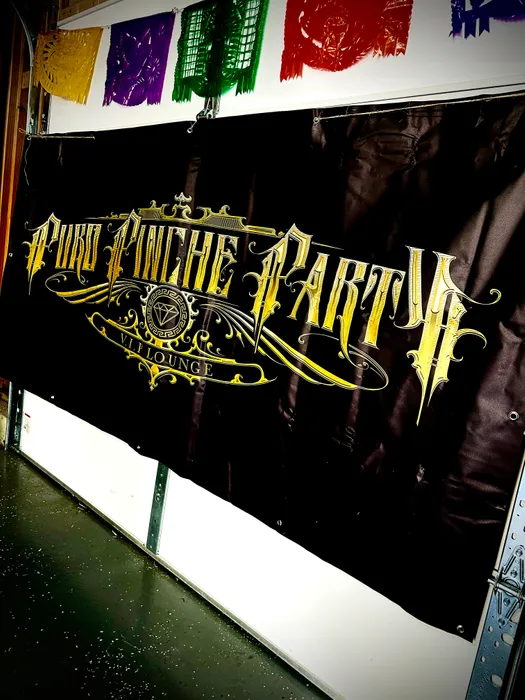 CustomPatchFactory.Com - Custom Vinyl Banners