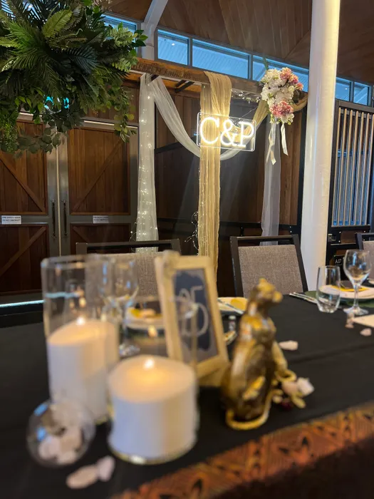 CustomPatchFactory.Com - Custom Neon Sign