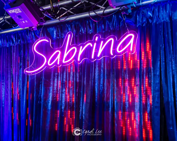 CustomPatchFactory.Com - Custom Neon Sign