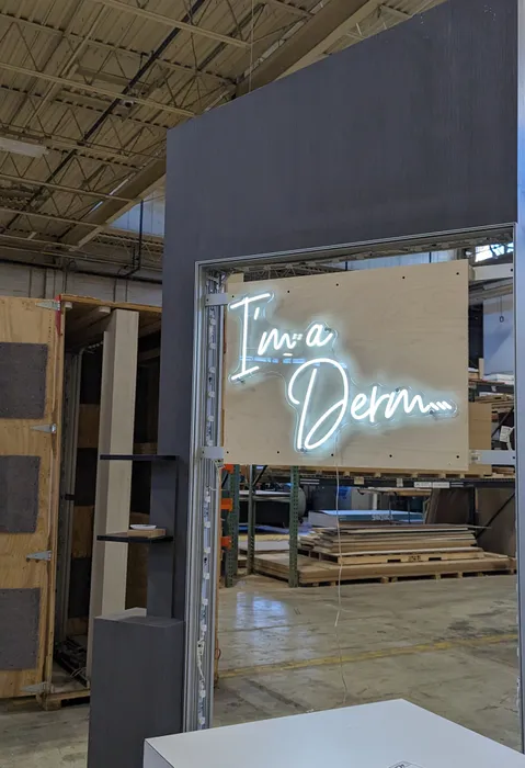 CustomPatchFactory.Com - Artwork Neon Sign