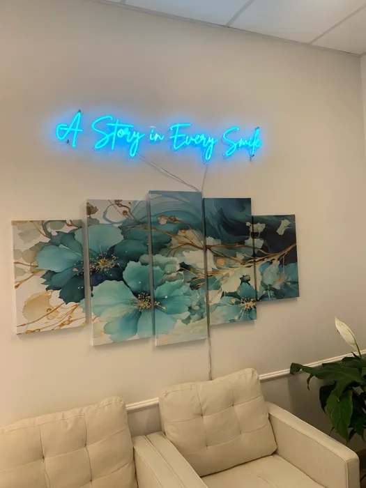 CustomPatchFactory.Com - Custom Neon Sign