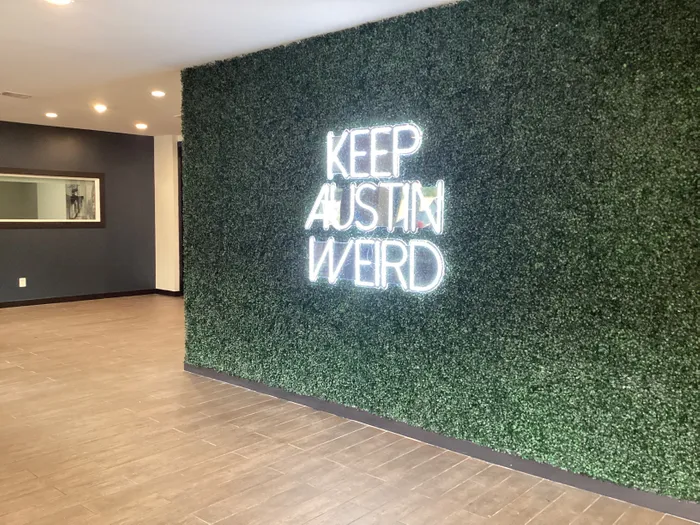 CustomPatchFactory.Com - Custom Neon Sign