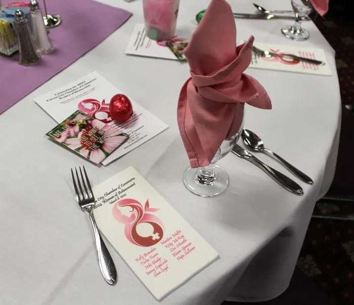 CustomPatchFactory.Com - Custom Linen Guest Towel Napkin