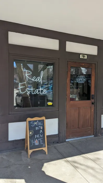 CustomPatchFactory.Com - Custom Neon Sign