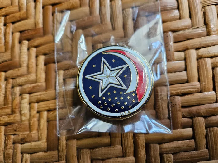 CustomPatchFactory.Com - Hard Enamel Pin