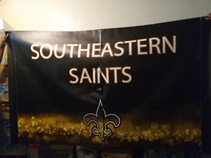 CustomPatchFactory.Com - Breakaway Vinyl Banners