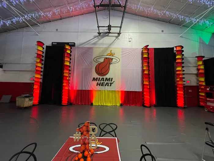 CustomPatchFactory.Com - Custom Crowd Flags