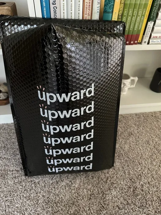 CustomPatchFactory.Com - Custom Holographic Bubble Mailer