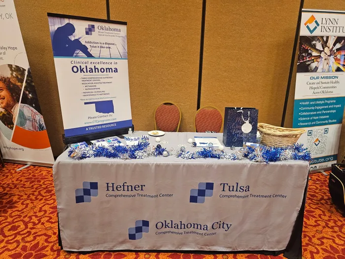 CustomPatchFactory.Com - Custom Rectangle Table Covers