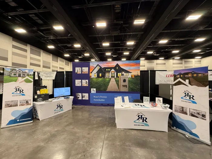 CustomPatchFactory.Com - Pop Up Straight Displays