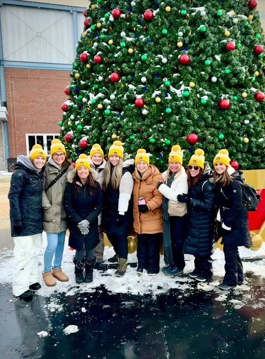 CustomPatchFactory.Com - Bauble Sunday Angora Yarn Beanies