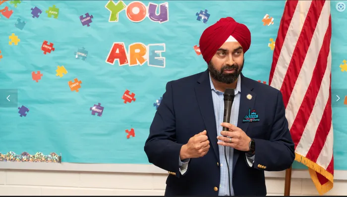 CustomPatchFactory.Com - Embroidered Patches