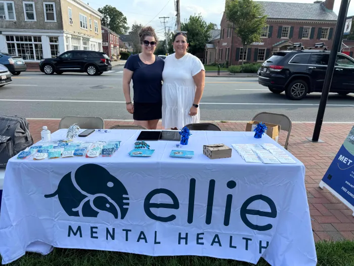 CustomPatchFactory.Com - Custom Rectangle Table Covers