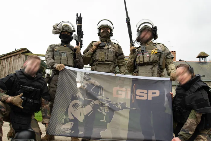 CustomPatchFactory.Com - Rectangle Flag