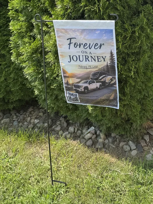CustomPatchFactory.Com - Garden Flag