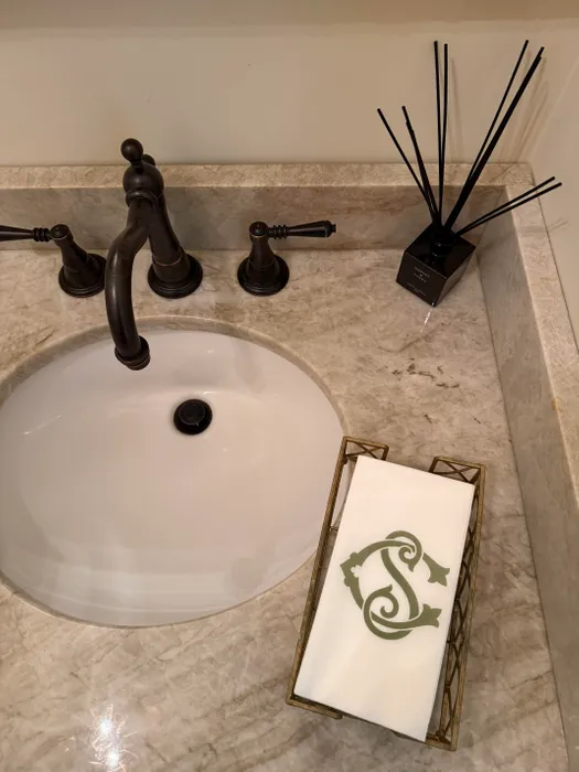 CustomPatchFactory.Com - Custom Linen Guest Towel Napkin